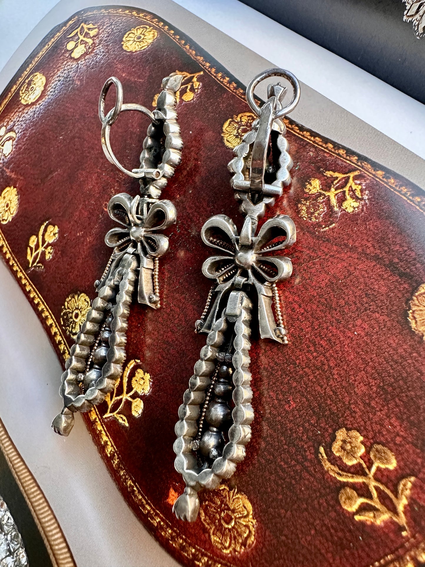 Iberian pendeloque earrings
