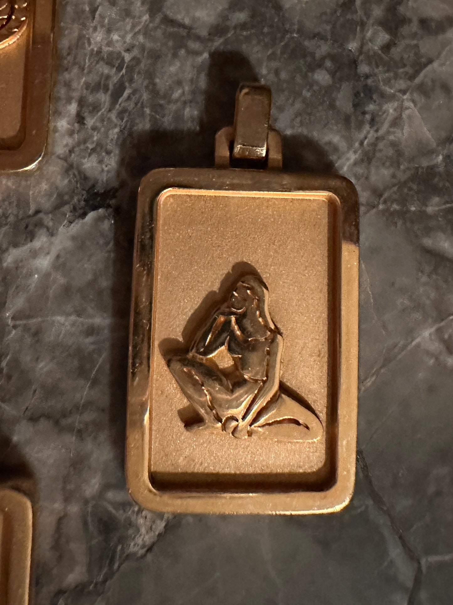 Virgo pendant