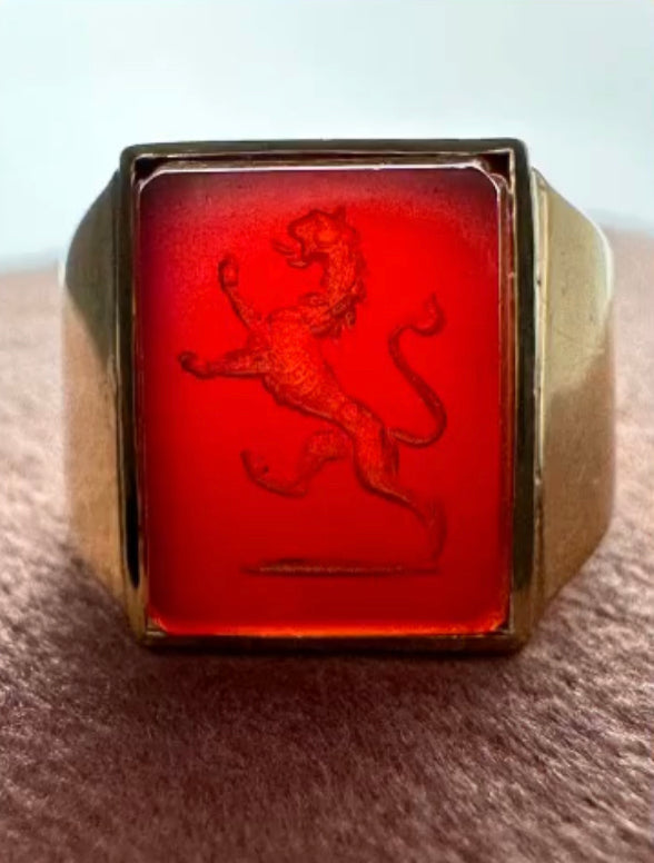 18k signet ring